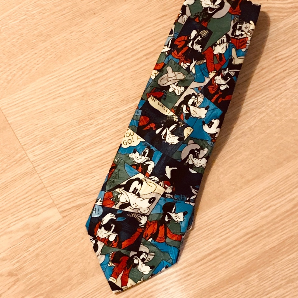 Men's "Goofy" tie from Mickey Unlimited